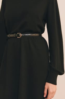Robe courte manches longues;${refinementColor}