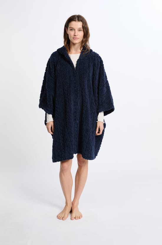 Fleece Effect Poncho;${refinementColor}