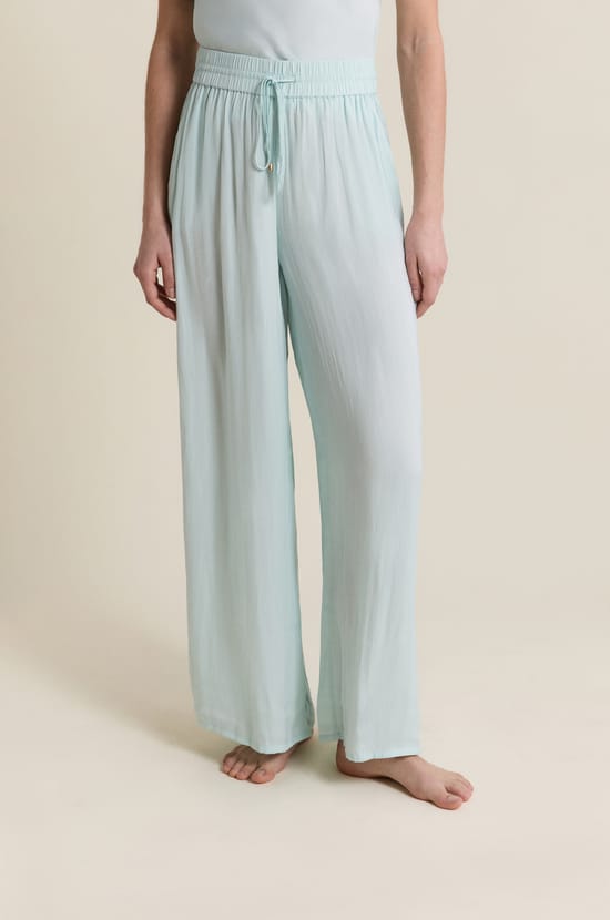 Pantalon satin&eacute; coupe large;${refinementColor}