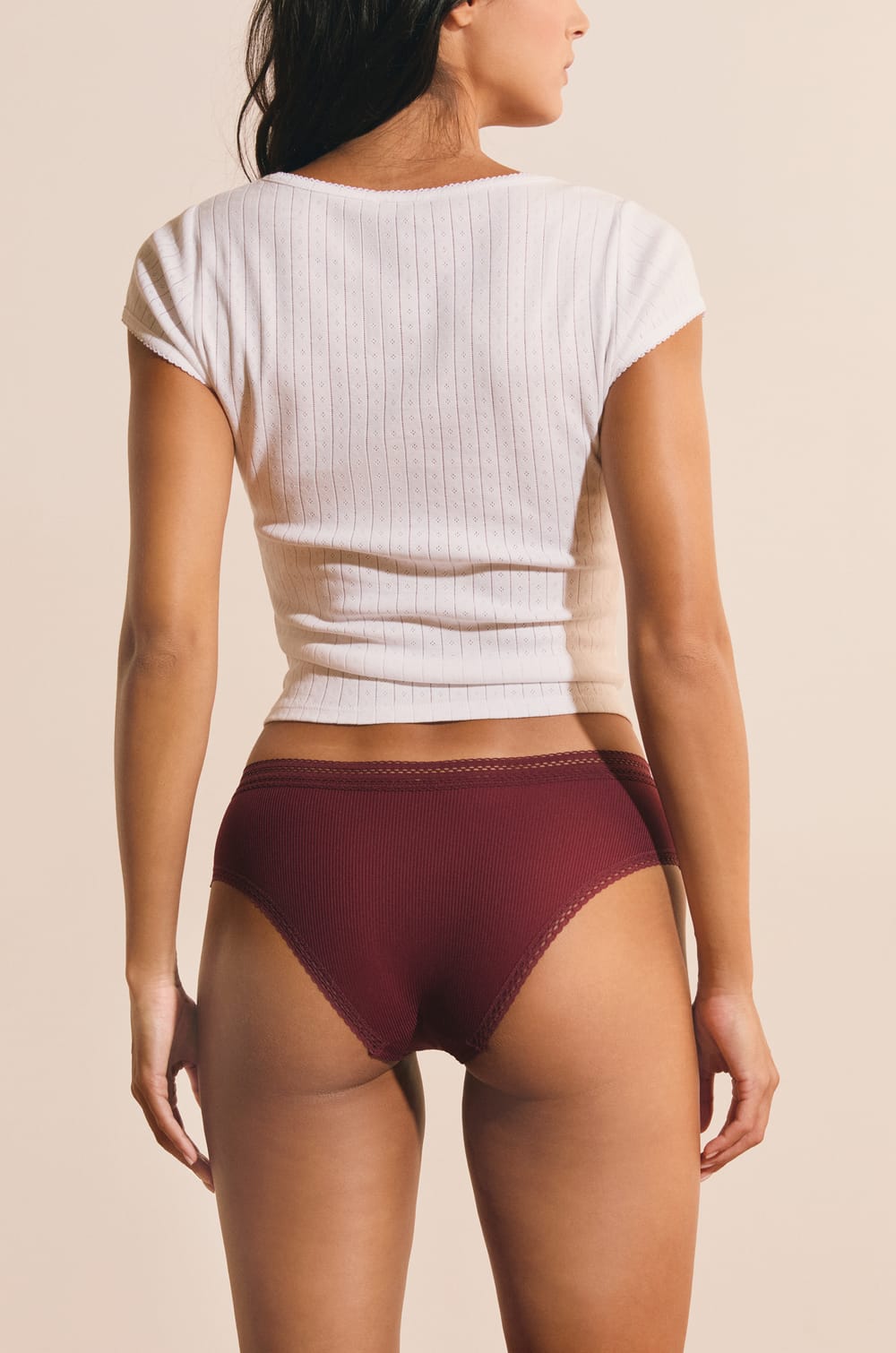 Shorty en microfibre avec d&eacute;tails dentelle;${refinementColor}