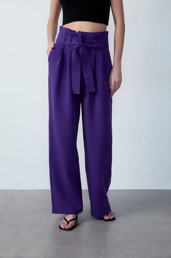 Pantalon large &agrave; nouer;${refinementColor}