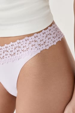 Tanga V-shape en microfibre et dentelle;${refinementColor}