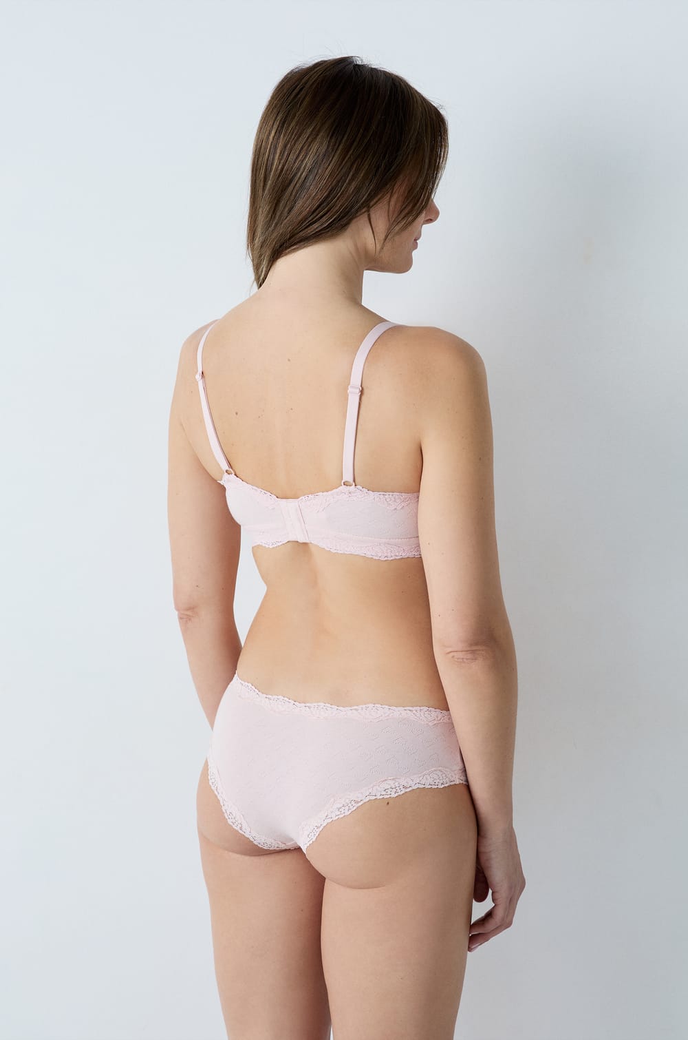 Soutien-gorge triangle post-mastectomie sans armatures;${refinementColor}