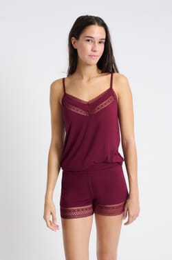 Pyjama shorts with lace details;${refinementColor}