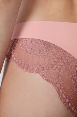 Hipster in microfibre and lace;${refinementColor}