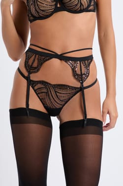 Garter belt in beaded embroidery;${refinementColor}