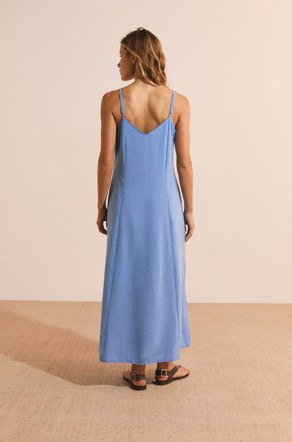 Long halter neck dress;${refinementColor}