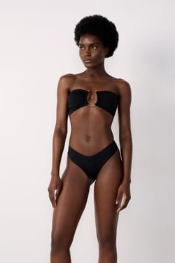 Panty brasileña de bikini high leg satinada;${refinementColor}