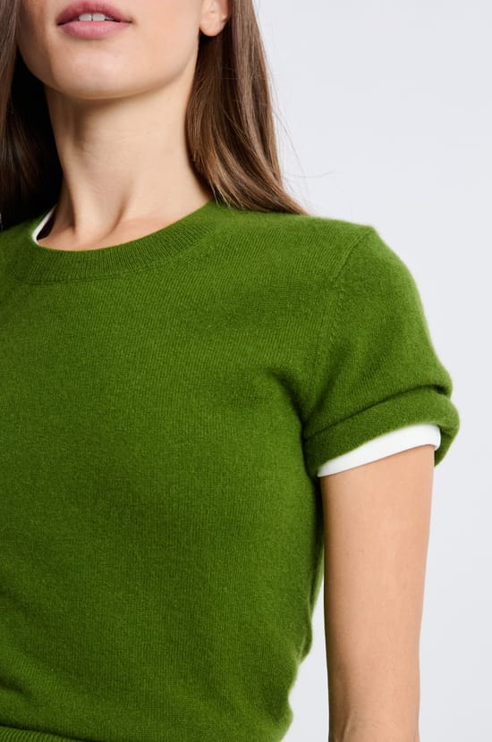 Short-sleeved cashmere sweater;${refinementColor}
