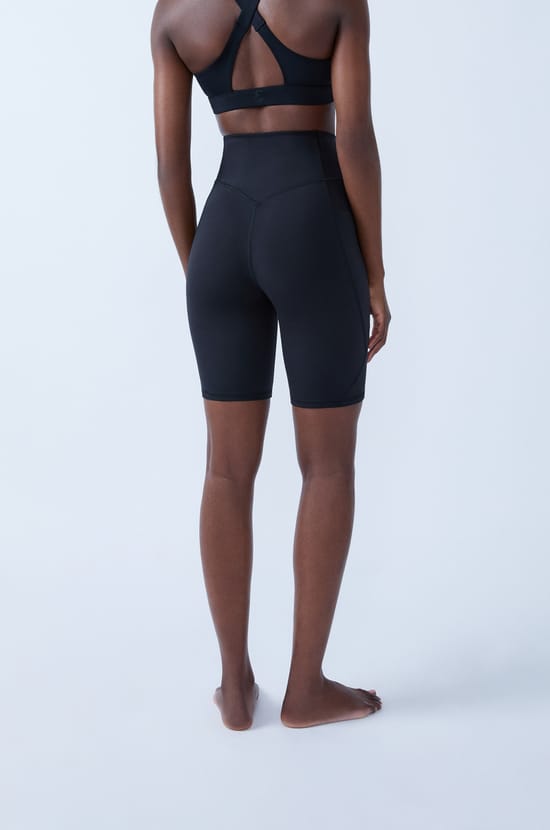 Cycliste effet ventre plat;${refinementColor}
