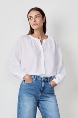 Long-sleeved cotton shirt;${refinementColor}