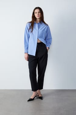 Carrot Cut Jeans;${refinementColor}