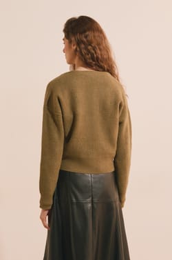 Cardigan col V;${refinementColor}