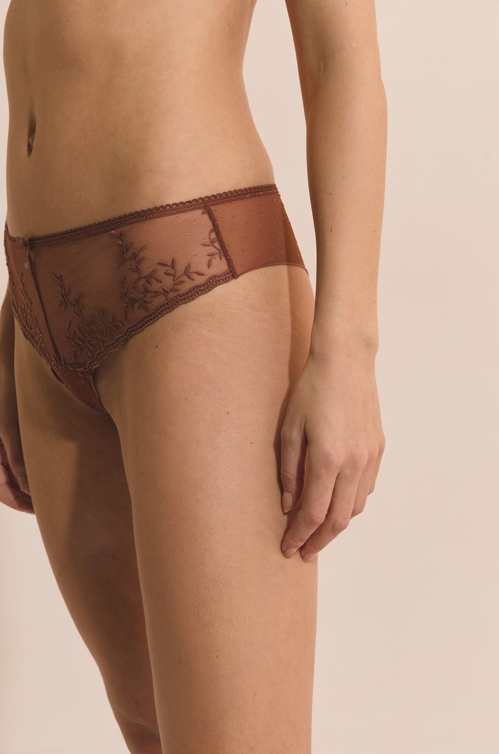 Hipster with Embroidery;${refinementColor}