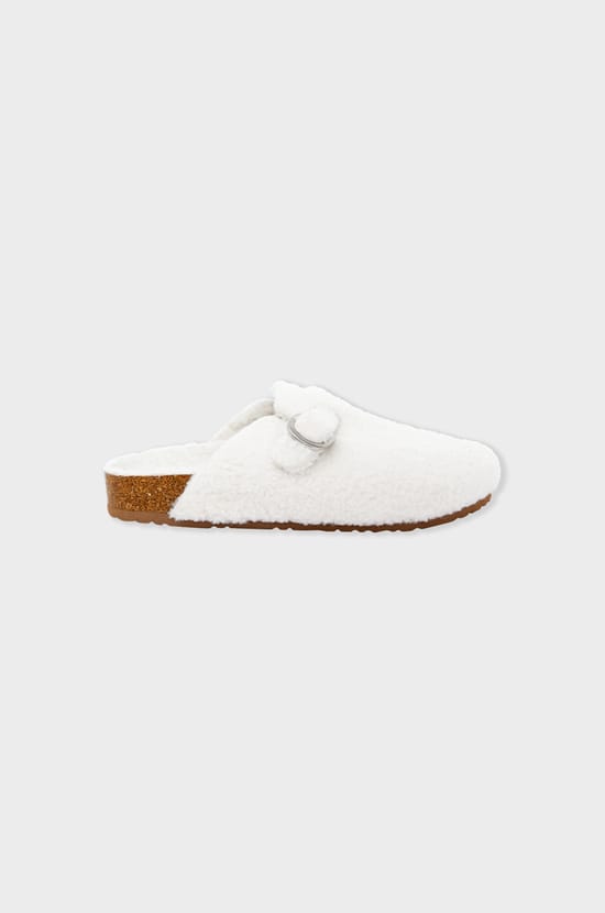 Chaussons mules fausses fourrures;${refinementColor}