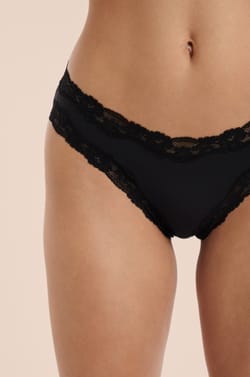 Figi z mikrofibry i koronki;${refinementColor}