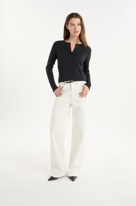 Long-sleeved buttoned cotton t-shirt;${refinementColor}
