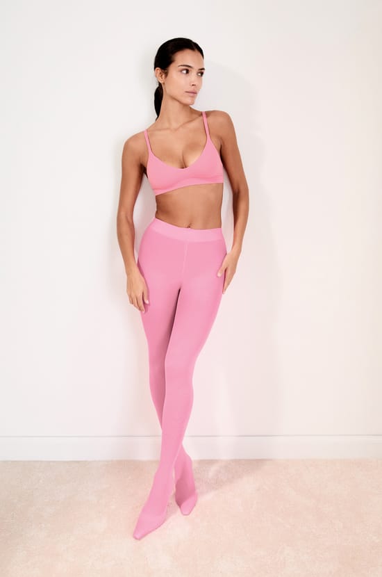 Triangle microfiber bra with removable pads;${refinementColor}