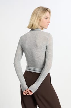 Long-sleeved high neck t-shirt with wool;${refinementColor}