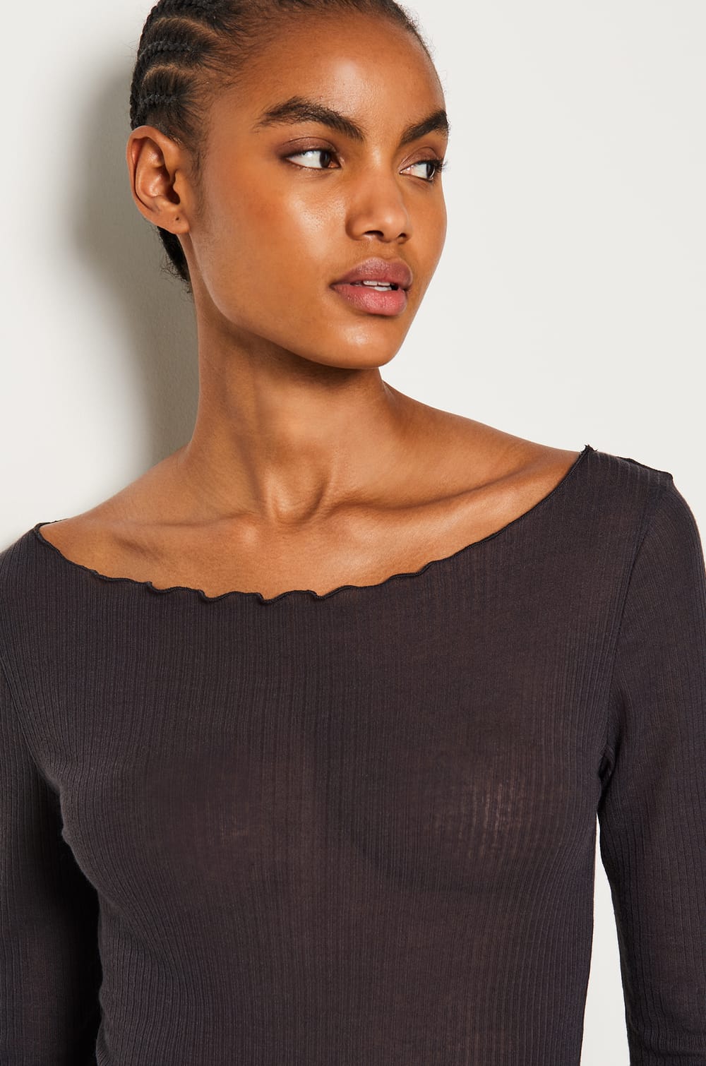 Long Sleeve Ribbed T-Shirt;${refinementColor}