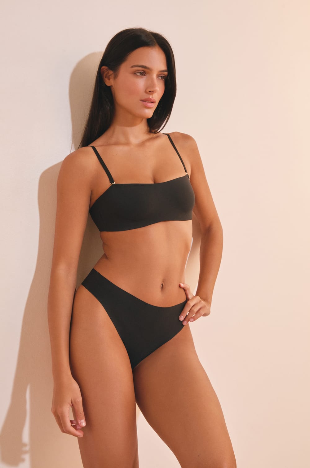Strapless Bra with Soft Underwires and Removable Straps;${refinementColor}