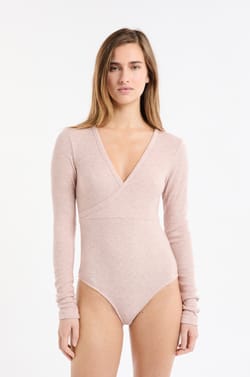 Body de manga larga con cuello cruzado;${refinementColor}