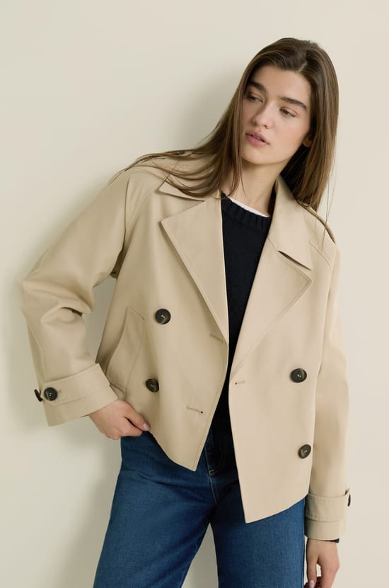 Trench court;${refinementColor}