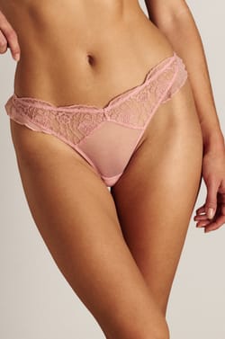 String en broderie;${refinementColor}