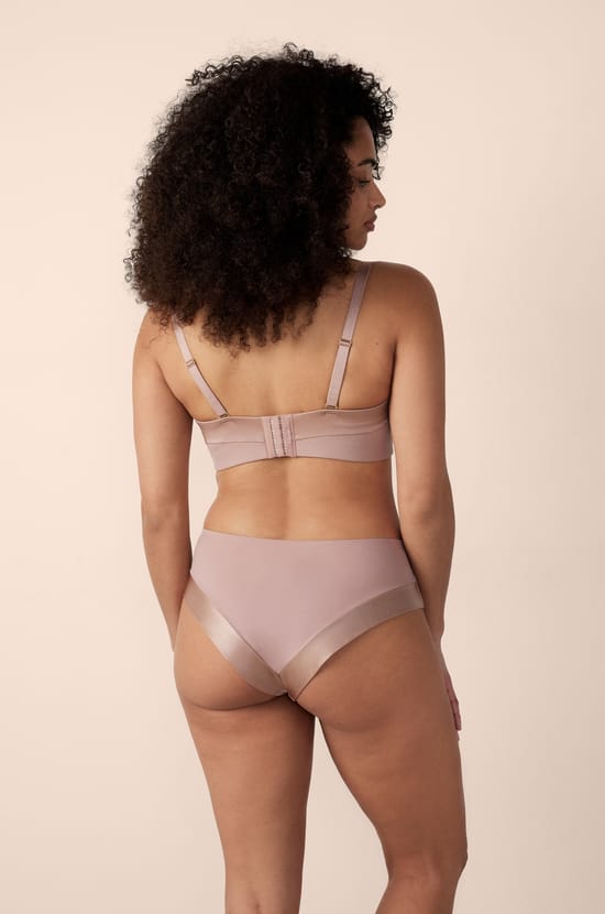 Strapless Lightly Lined Bra;${refinementColor}