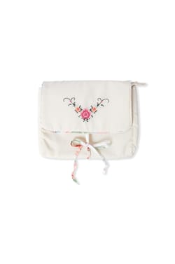 Trousse matelass&eacute;e;${refinementColor}