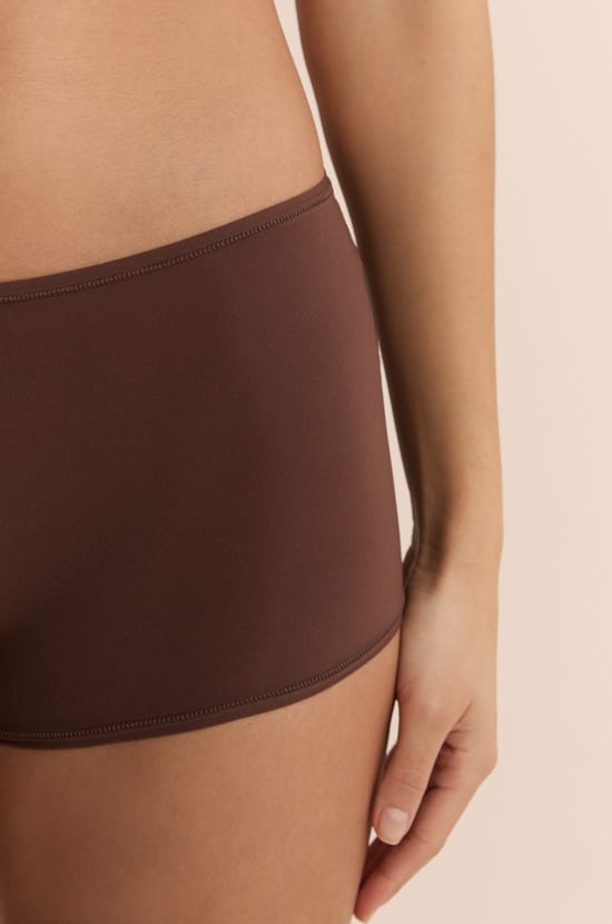 Shorty en microfibre;${refinementColor}