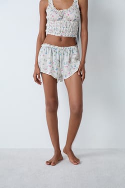 Floral print satin pyjama shorts;${refinementColor}