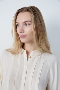 Long-sleeved shirt;${refinementColor}