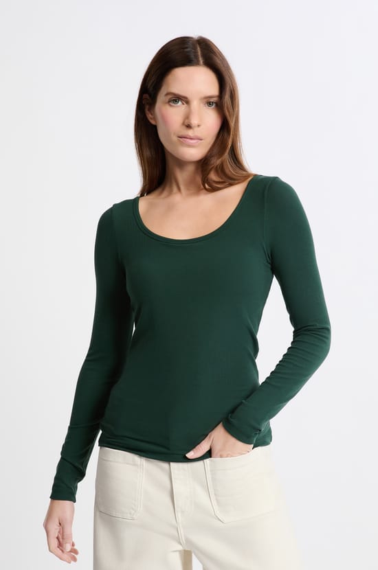 T-Shirt mit langen &Auml;rmeln und Ballerina-Ausschnitt mit integriertem BH;${refinementColor}