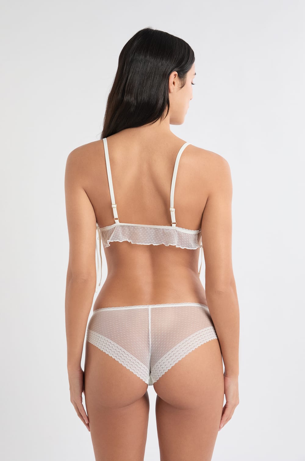 Brassi&egrave;re en dentelle;${refinementColor}