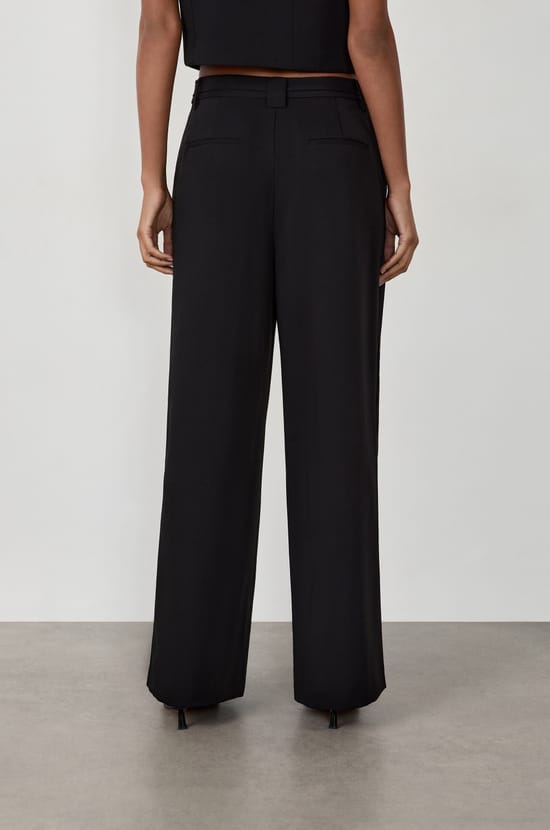 Pantalon fluide large;${refinementColor}