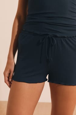 Ensemble de pyjama 2 pi&egrave;ces avec d&eacute;tails en dentelle;${refinementColor}