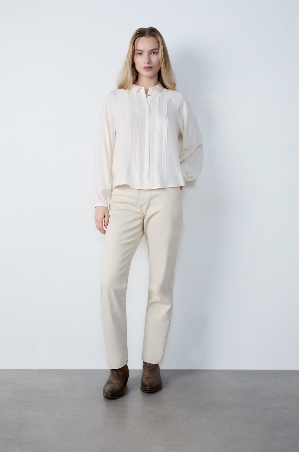 Long-sleeved shirt;${refinementColor}