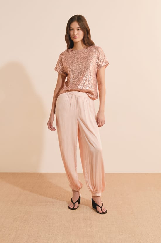 T-shirt manches courtes &agrave; sequins;${refinementColor}
