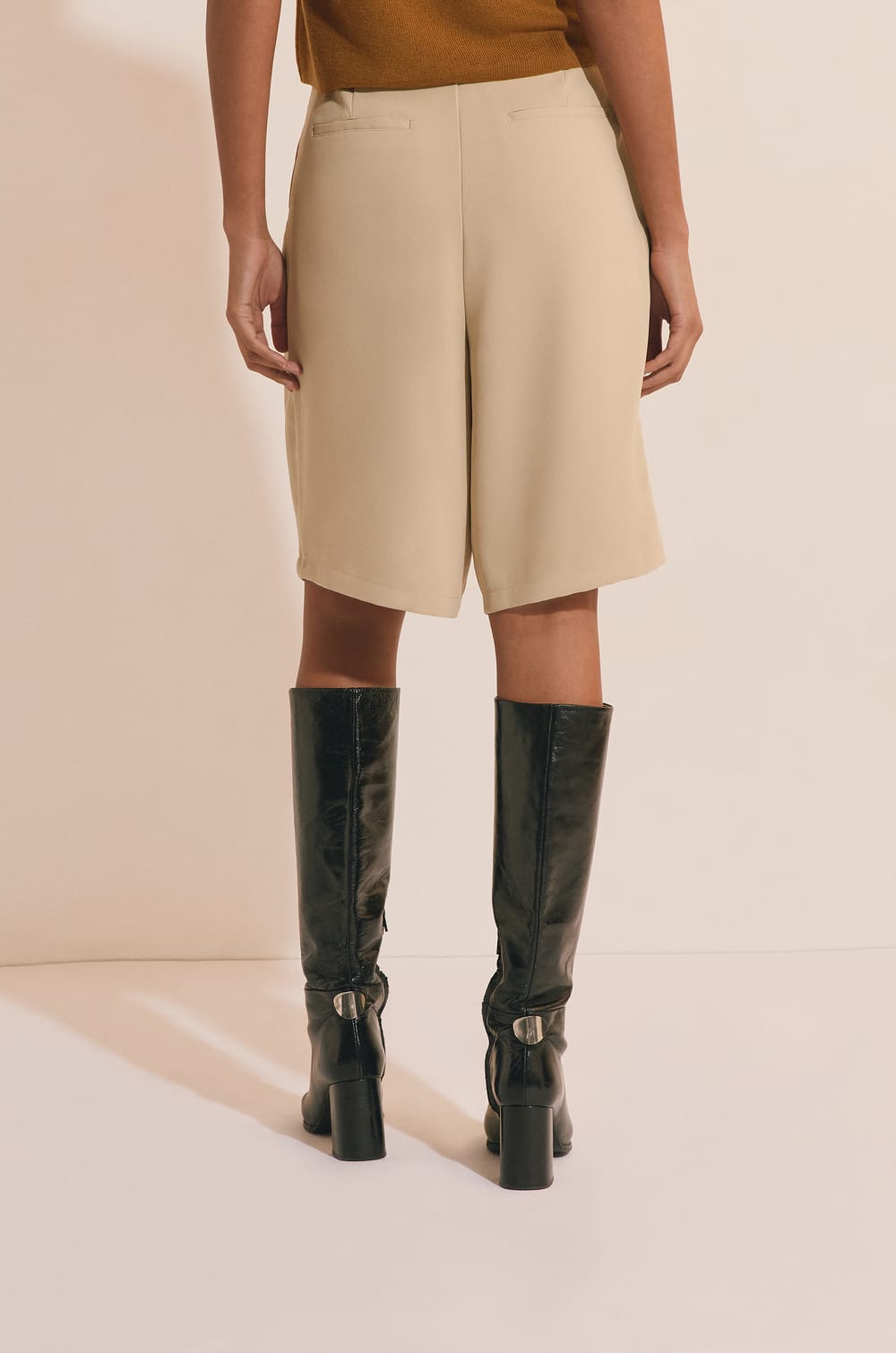 Bermuda avec ceinture;${refinementColor}