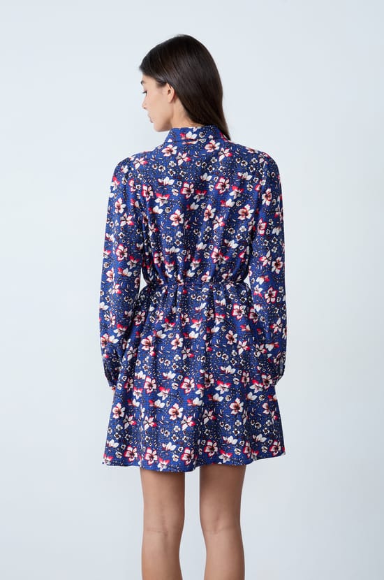Robe chemise à motifs fleuris;${refinementColor}
