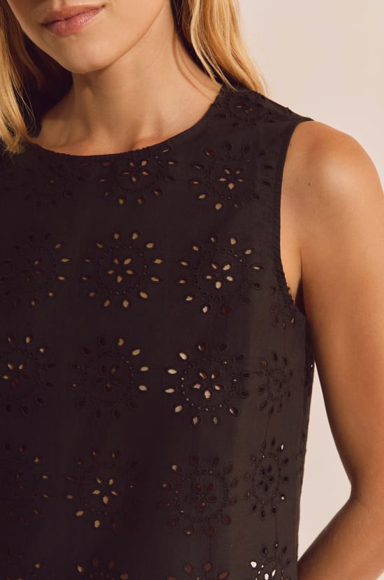 Top avec broderie en coton;${refinementColor}