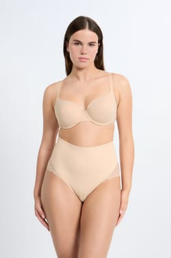 Culotte gainante taille haute détails dentelle - Maintien médium;${refinementColor}