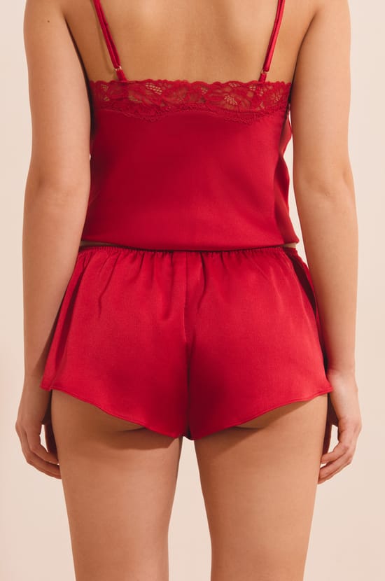 Short de pyjama avec d&eacute;tails dentelle;${refinementColor}