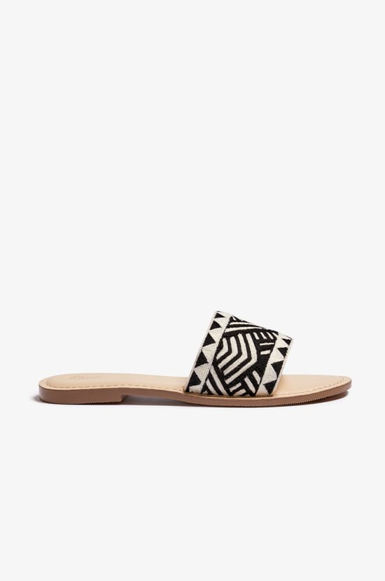 Sandales;${refinementColor}