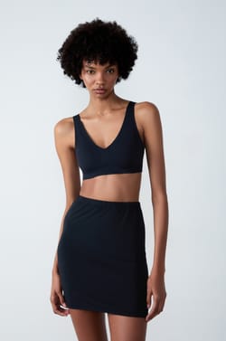 Underskirt;${refinementColor}