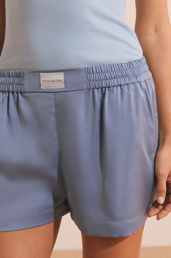 Short de pyjama satin&eacute;;${refinementColor}