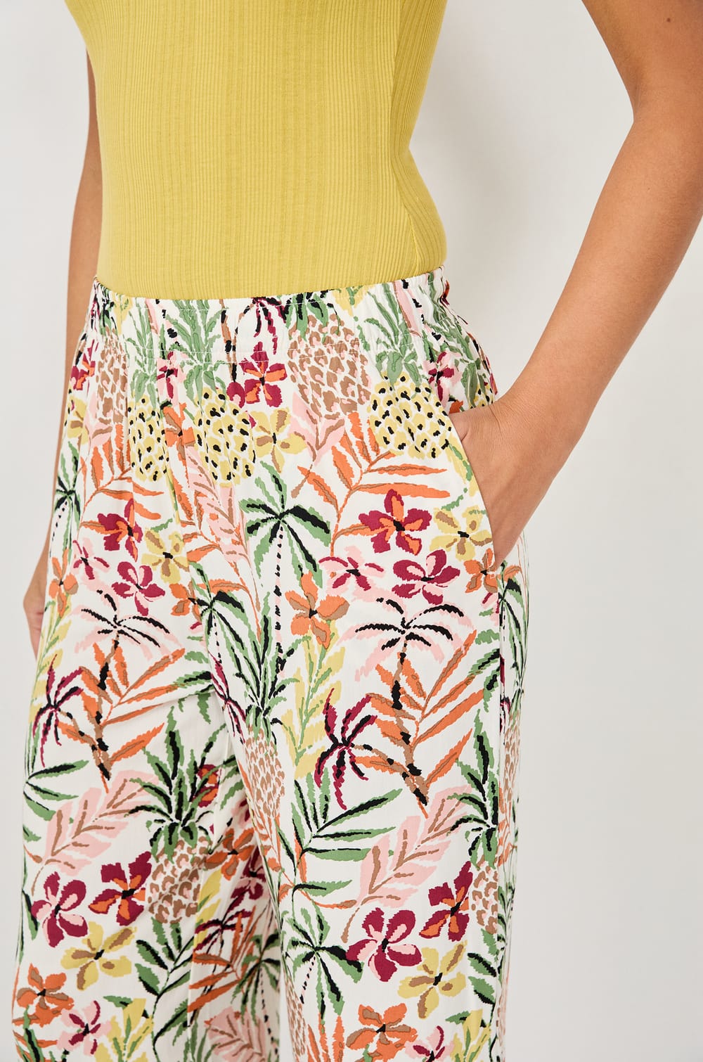 Pyjama trousers with prints;${refinementColor}