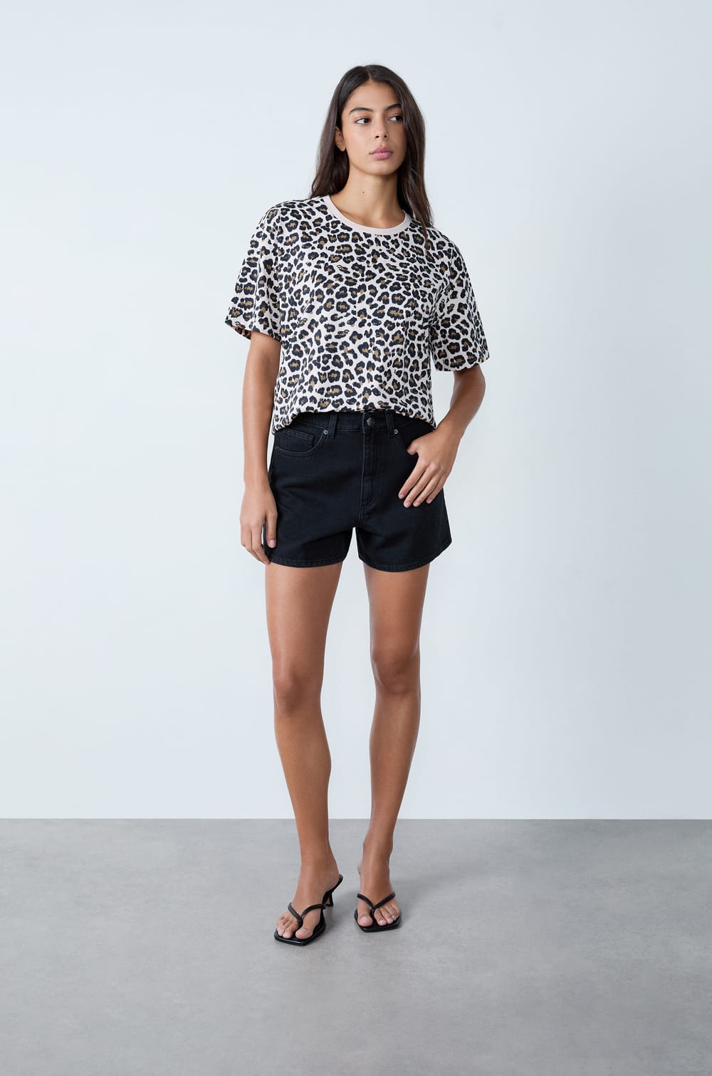 Short en jean;${refinementColor}