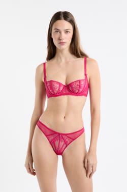 Culotte en dentelle et satin;${refinementColor}